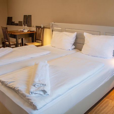 Gut Staudham Gasthof Und Events Hotel Wasserburg Екстериор снимка